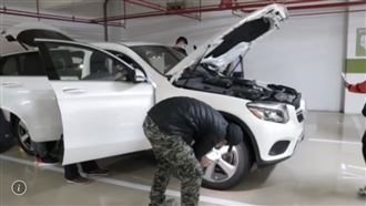 換臉賣A片「小玉」賓士195萬拍出