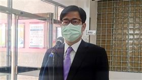 爭取中職第6隊落腳  陳其邁：鴨子划水努力中高雄市政府積極爭取中華職棒第6隊落腳高雄，市長陳其邁13日受訪時說，正在「鴨子划水」努力中，等時機成熟再對外報告。中央社記者蔡孟妤攝  110年12月13日