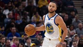 ▲柯瑞（Stephen Curry）投進5顆三分球，差1顆追平紀錄。（圖／路透社／達志影像）