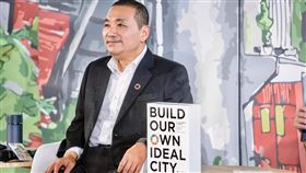 王丹今（14）天分析，千字文告訴我們，對於總統府，侯友宜想必至少已經動心了。（圖／翻攝自侯友宜臉書）