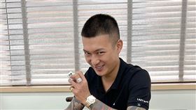  （圖／翻攝自鳳梨IG）