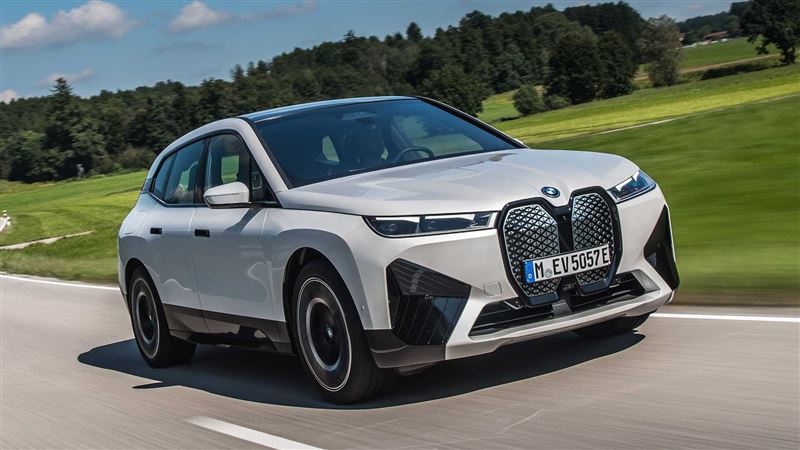 BMW將發表黑科技　可一鍵切換車色