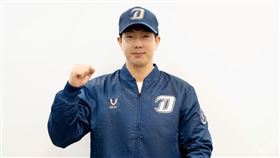 ▲朴健祐FA轉戰NC恐龍。（圖／取自NC恐龍FB）