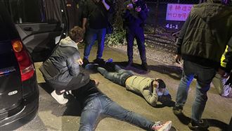 3煞持槍搶超商得手百萬　三峽落網