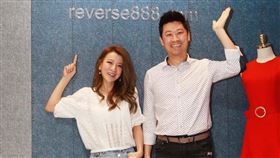 侯昌明與曾雅蘭夫婦決定暫停品牌事務。（圖／翻攝自臉書）