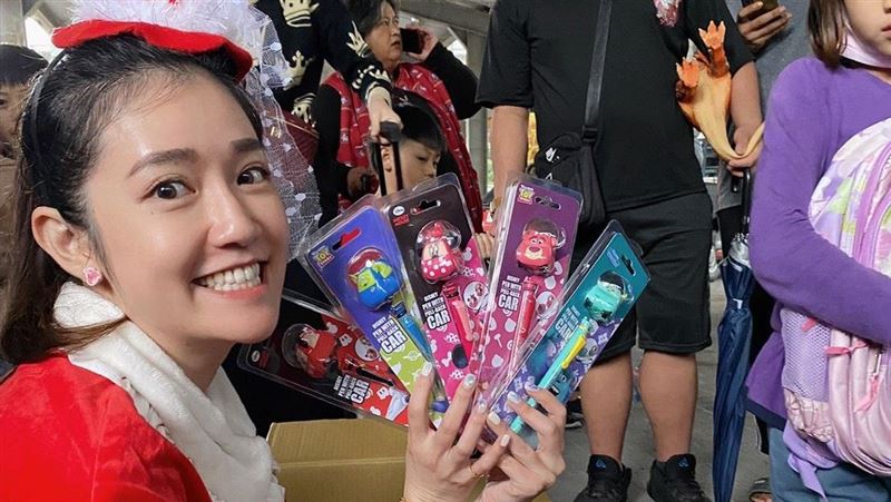 變聖誕小姊姊　本土劇女星「見紅」了