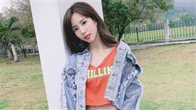 荳荳（何紫妍）。（圖／翻攝自荳荳IG）