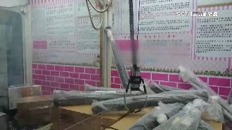 娃娃機球棒取物　業者：純屬運動用品