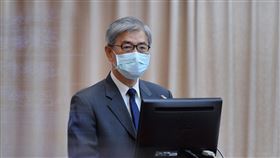 黃天牧立院財政委員會報告備詢金管會主委黃天牧（圖）22日赴立法院財政委員會進行專題報告並備質詢；有立委詢問台股若以花的生命週期比喻，是正在開、還是準備凋謝，黃天牧回答，「花還在開」。中央社記者王飛華攝  110年11月22日