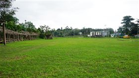 花蓮豐羽計畫打造原民文化研究基地花蓮縣政府9年前在台9線光復鄉規劃「豐羽」計畫園區，將興建典藏區、表演廳及研究室等，經15次工程招標終於完成發包，工程基地占地約1.5公頃，預計111年3月動工。中央社記者張祈攝  110年12月17日