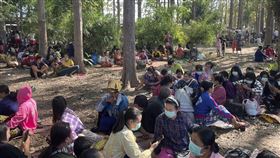 緬甸軍與少數民族爆衝突 數百村民與兒童逃往泰國（圖／美聯社／達志影像）