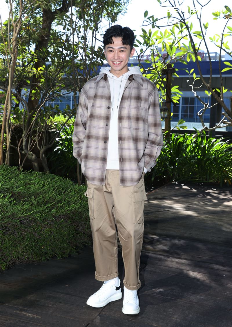 「屋簷下」陳玹宇三立新聞網專訪。（記者邱榮吉/攝影）