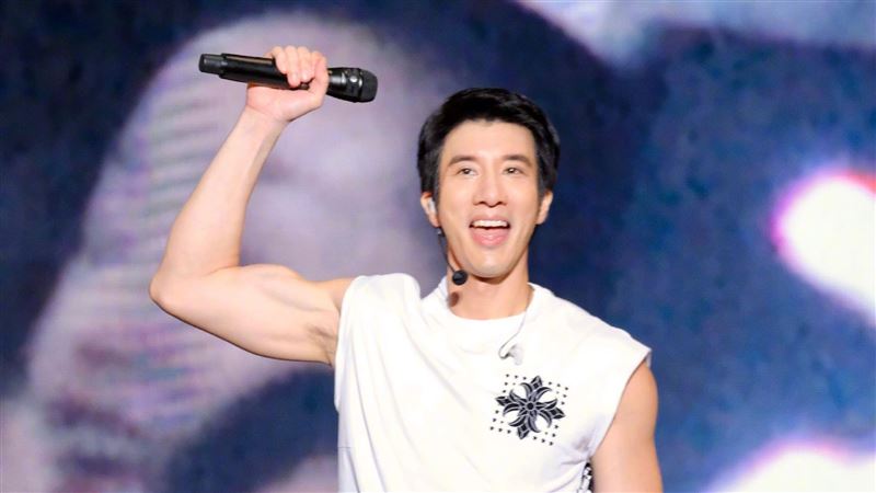 王力宏昔0負評怎辦到？網曝高招手段