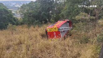 消防水庫車翻邊坡　650萬恐報廢