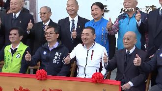 傅崐萁暗批藍皮綠骨　侯：尊重意見