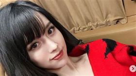 by2 Yumi/翻攝自Yumi IG