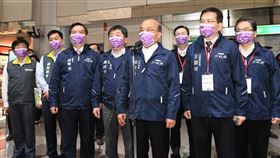 行政院長蘇貞昌20日視察桃園機場。（圖／行政院提供）