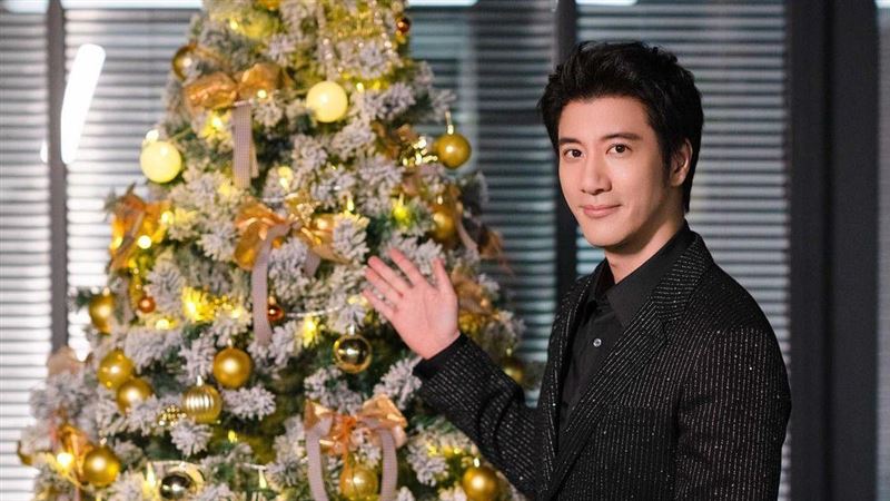 花蝴蝶輸了！王力宏這歌打敗聖誕神曲
