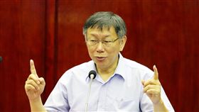 提西藏喇嘛自焚  柯文哲：反對激烈抗爭方式台北市長柯文哲（圖）24日赴台北市議會專案報告時表示，他了解西藏問題，但反對以自焚表達抗議，他曾是醫生，有他的價值，雖支持自由、民主，但還是不喜歡太激烈抗爭方式。中央社記者郭日曉攝  108年10月24日