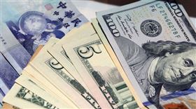 新台幣兌美元匯率11日以30.510元開盤，貶0.7分。