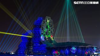 高雄又拋彩蛋！光影聖誕樹曝光美哭網