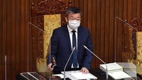 立院三讀當沖降稅延長3年當沖證交稅稅率減半優惠將於110年年底到期，立法院院會21日三讀通過修正證券交易稅條例部分條文，當沖降稅減半優惠延長3年，實施至民國113年12月31日，稅率維持千分之1.5。圖為立法院副院長蔡其昌敲槌通過。中央社記者王飛華攝  110年12月21日