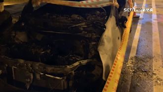 才離開2分鐘　他車停路邊詭「自燃」