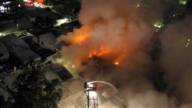 ▲雙和市場2009年11月曾發生暗夜大火，當時烈焰沖天，一直到隔天凌晨火勢才撲滅。（圖／CTWANT）。