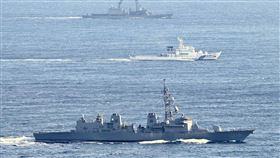 日本海上自衛隊
圖／翻攝自JMSDF_PAO推特
https://twitter.com/JMSDF_PAO/status/1473865953549160449/photo/1