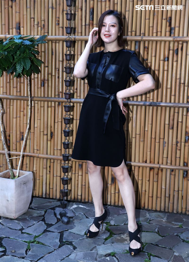 劉品言三立新聞網專訪。（記者邱榮吉/攝影）