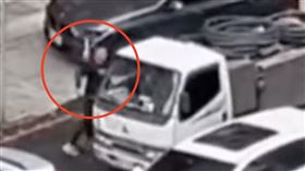 新竹棒球隊，砸水肥車