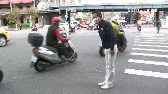 綠議員爆罷昶方：要智能障礙者幫連署