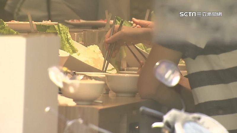 政府查餐飲連漲　首波鎖定火鍋、速食