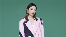 魏如萱 盧廣仲 新世紀整合行銷提供