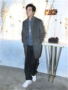 謝佳見舞台劇同學會同鞋三立新聞網專訪。（記者邱榮吉/攝影）