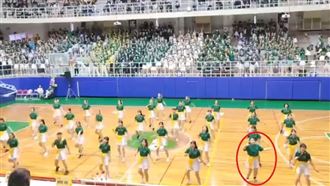 北一女全盲女孩帶動跳　奮力狂舞看哭