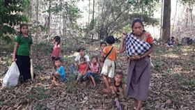 緬甸軍與少數民族衝突頻傳 數千緬人逃泰國避難（圖／翻攝自@ktwghome臉書）