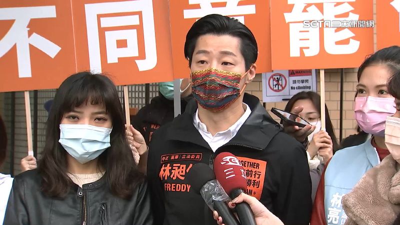 黃捷北上反惡罷！林昶佐踩藍地盤催票