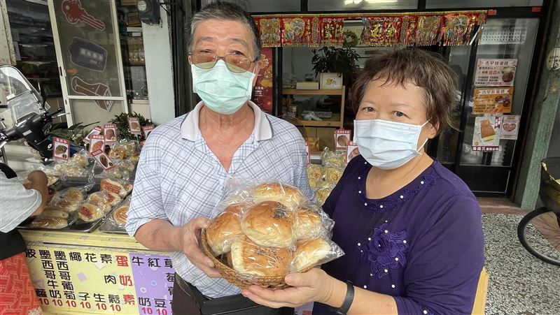 15元麵包賣20年！老闆堅持不漲價