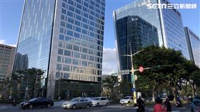 內湖廠辦。（圖／信義全球資產提供）