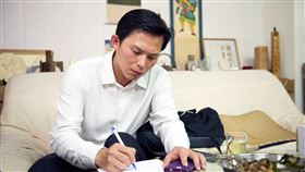 ▲何韻詩遭港警拘捕！黃國昌轟中共可恥。（圖／翻攝黃國昌臉書）