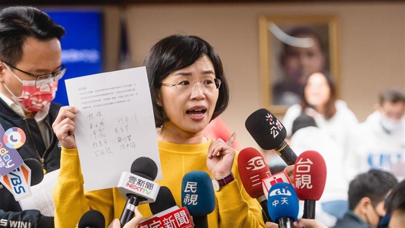 立場新聞遭抄　蘇巧慧怒批共產黨治港