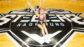 盧栗莉 RoboKatZ 提供