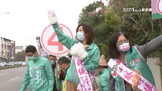 林靜儀早起路口拜票　政見辯論今登場