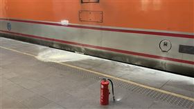 松山車站,台鐵自強號,鬆軔不良,冒煙