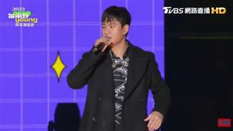 周興哲脫了「宣布好消息」粉絲叫破嗓