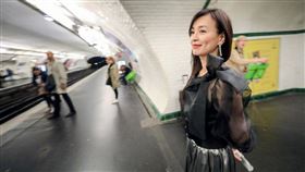 張庭，圖／翻攝自企查查微博、張庭微博