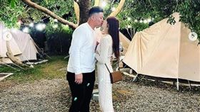 胡智為求婚成功。（圖／翻攝自胡智為IG）