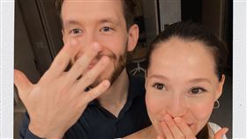 Akemi香月明美曬超大鑽戒。（圖／翻攝自Ig　akemibkatsuki）