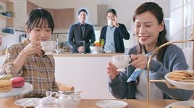 ▲以3M Heat3000隨觸可得的熱水沖泡香醇咖啡，在家輕鬆分享的午茶時光。（圖／業者提供）